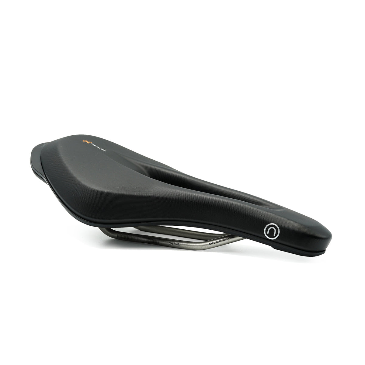 94F6UR0A05X37_94F6UR0A05X37_4_selle-royal_on-open-athletic.png