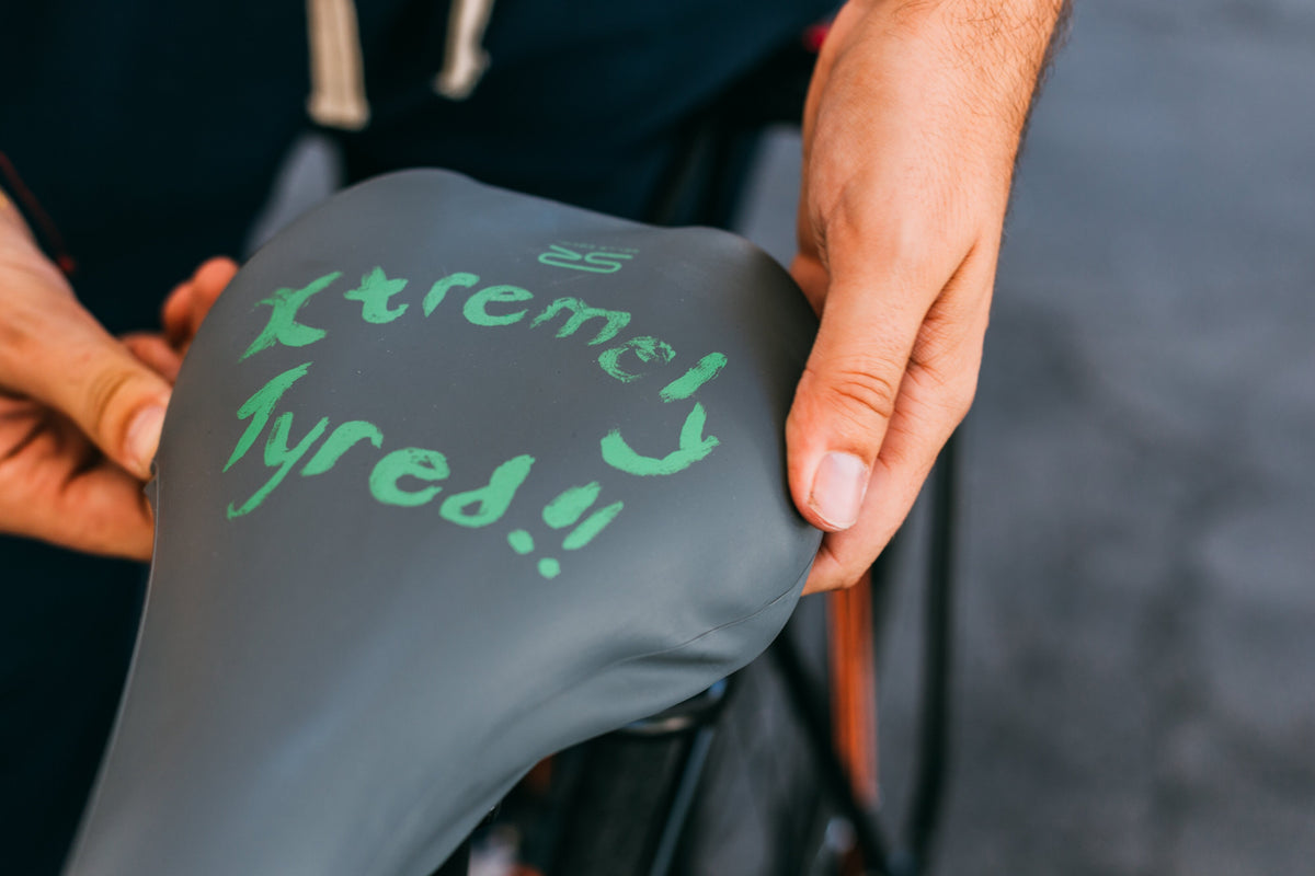 SCR0000A0S020_SCR0000A050_4_selle-royal_rain_cover-green-vicenza-2022-4.jpg