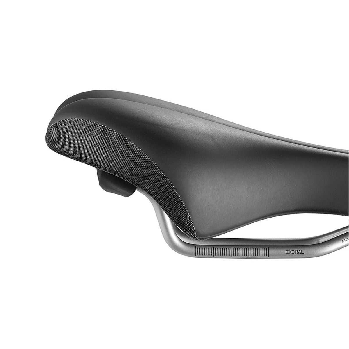 81B5UR0A09320_81B5UR0A09320_2_selle-royal_6-ellipse-athletic-double-cover_side-protection-safe-sides.jpg