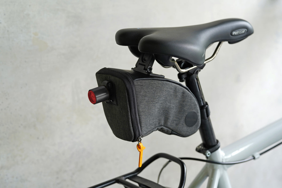 BAGS300A00000_SADLEBG0010_8_selle-royal_saddle-bag-medium-vicenza-2022-4.jpg