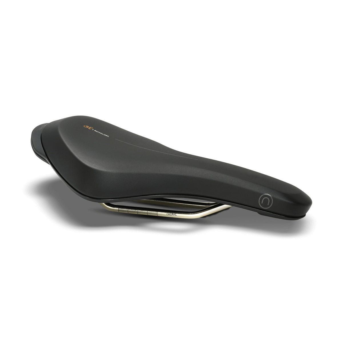 94C7UR0A05X37_94C7UR0A05X37_4_selle-royal_on-athletic_3-4.png