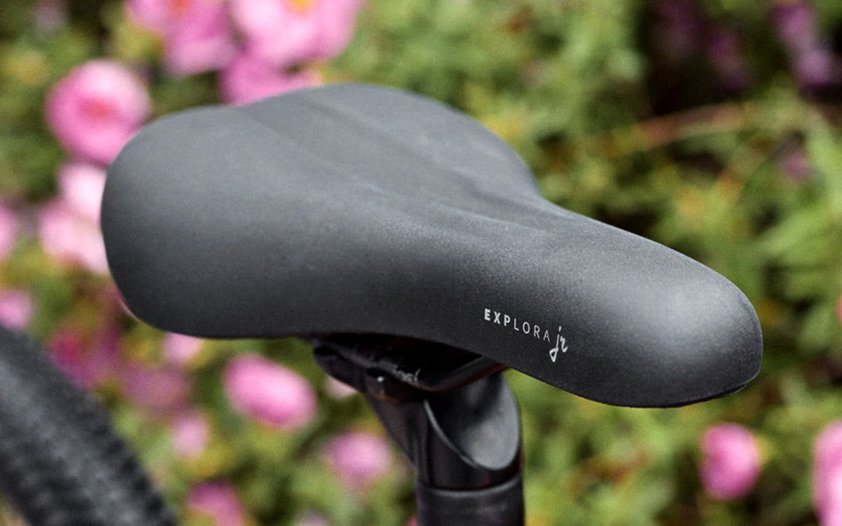 A057JR0A15X38_A057JR0A15X38_4_selle-royal_explora-junior-ergonomic-channel.jpg