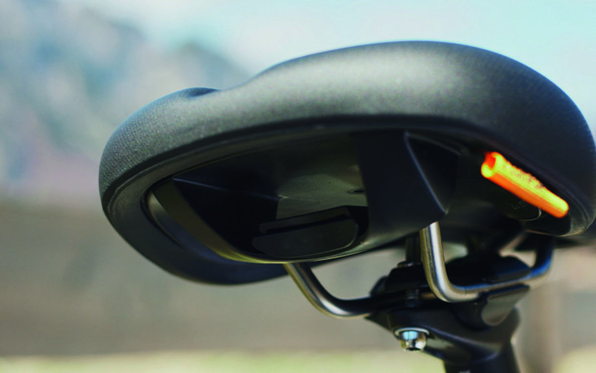 54D1UR0A05X38_54D1UR0A05X38_9_selle-royal_EXPLORA-ATHLETIC-INTEGRATED-CLIP-SYSTEM.jpg