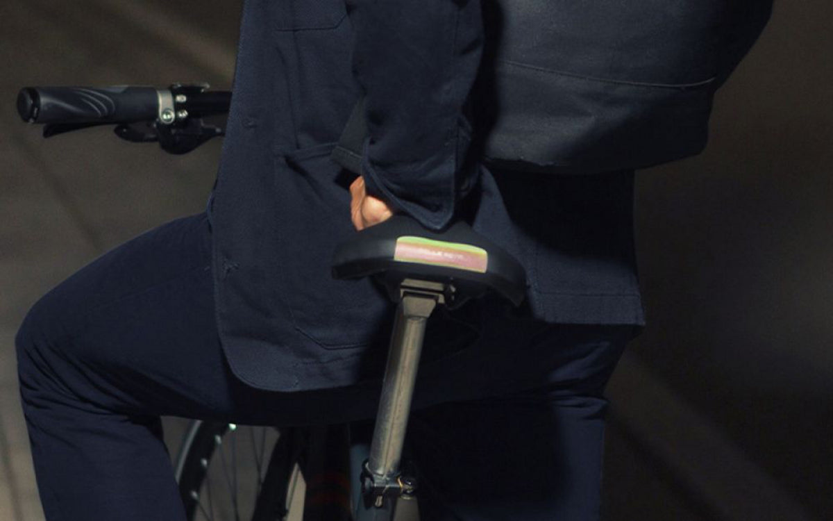 84E1DR0A08X14_84E1DR0A08X14_5_selle-royal_vivo-city-touring-bike-saddle-comfort-man-woman-reflective-film.jpg