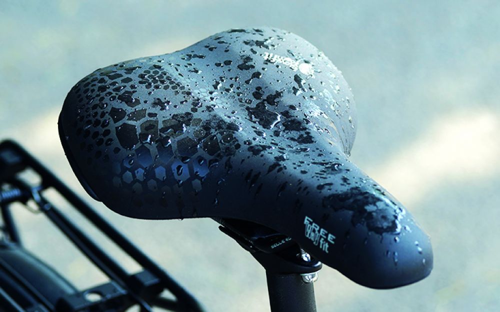 Womens 520g Moderate Selle Royal Freeway Fit Black 260X188 MM 